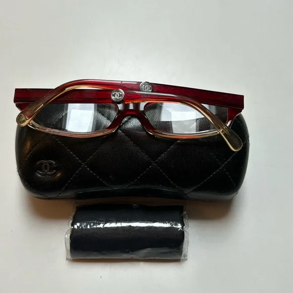CHANEL | Accessories | Chanel Vintage Amber Tortoise  display picture 2